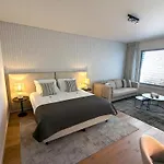 아파트 Luxurious Ocean And Sunset Views Family Haven With 3 En-suite Bedrooms And Pool