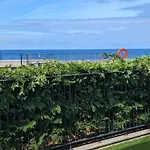 아파트 Luxurious Ocean And Sunset Views Family Haven With 3 En-suite Bedrooms And Pool