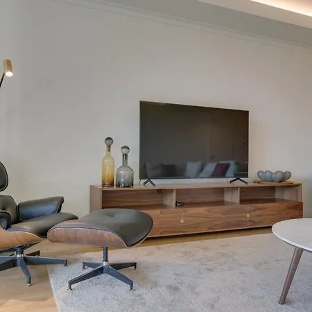 Monumental Madeira 3 Bedroom Luxury Family Flat With Swimming Pool Lejlighed