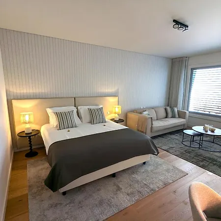 Lägenhet Luxurious Ocean And Sunset Views Family Haven With 3 En-suite Bedrooms And Pool