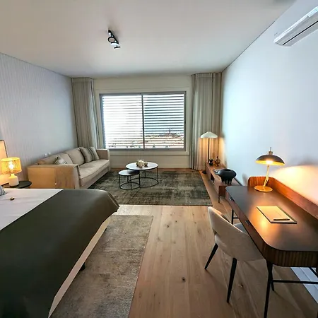 Monumental Madeira 3 Bedroom Luxury Family Flat With Swimming Pool Lejlighed