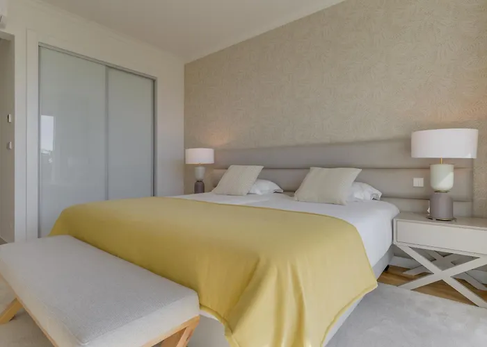 Apartmán Luxurious Ocean And Sunset Views Family Haven With 3 En-suite Bedrooms And Pool Funchal (Madeira)