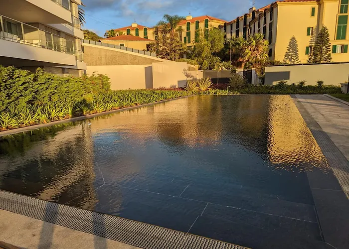 Luxurious Ocean And Sunset Views Family Haven With 3 En-suite Bedrooms And Pool