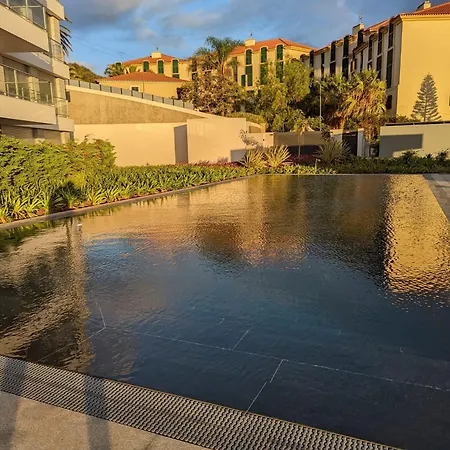 Monumental Madeira 3 Bedroom Luxury Family Flat With Swimming Pool