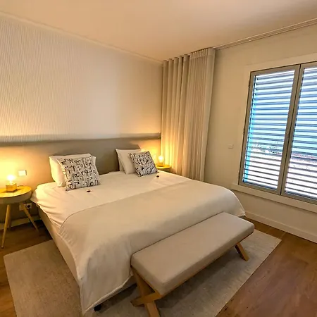 Monumental Madeira 3 Bedroom Luxury Family Flat With Swimming Pool 아파트 *