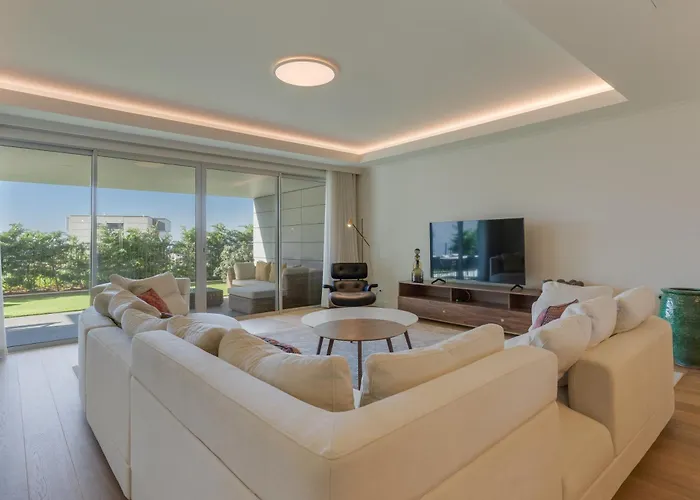 Luxurious Ocean And Sunset Views Family Haven With 3 En-suite Bedrooms And Pool