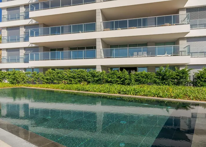 Apartmán Luxurious Ocean And Sunset Views Family Haven With 3 En-suite Bedrooms And Pool Funchal (Madeira)