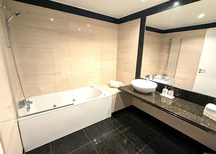 Apartmán Luxurious Ocean And Sunset Views Family Haven With 3 En-suite Bedrooms And Pool *