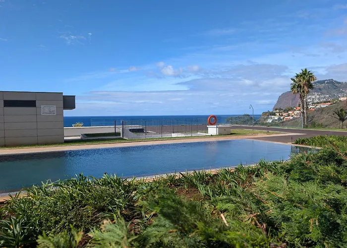 Luxurious Ocean And Sunset Views Family Haven With 3 En-suite Bedrooms And Pool Funchal (Madeira)